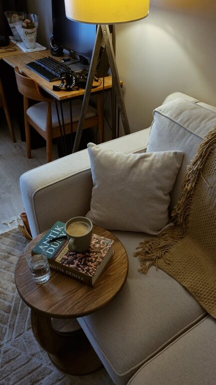How to Create a Cozy and Inviting Reading Nook at Home
